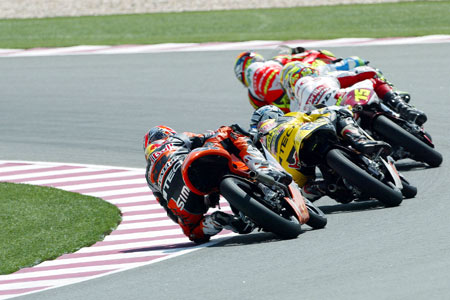 Le Grand Prix du Qatar Moto 2005 : le tour par tour sur Moto-Net
