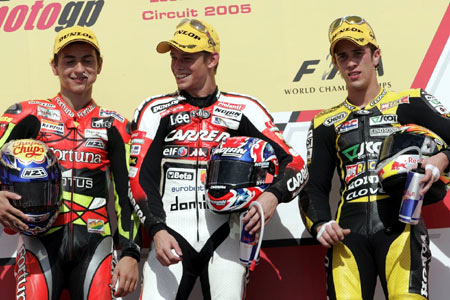 Le Grand Prix du Qatar Moto 2005 : le tour par tour sur Moto-Net