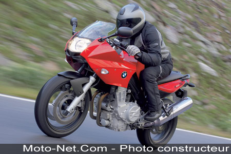 F 800 S : un bicylindre en ligne chez BMW !