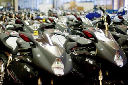 Proton cede MV Agusta à Gevi