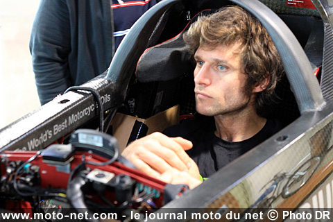 Triumph s'attaque au record du monde de vitesse moto avec Guy Martin