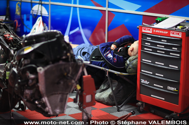 Bol d'Or 2015 - Galerie photo 04 : course de nuit