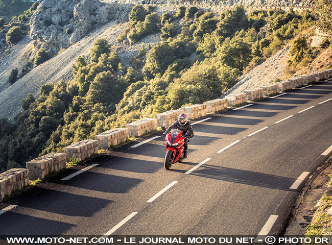 Premières photos de la nouvelle Honda CBR500R 2016