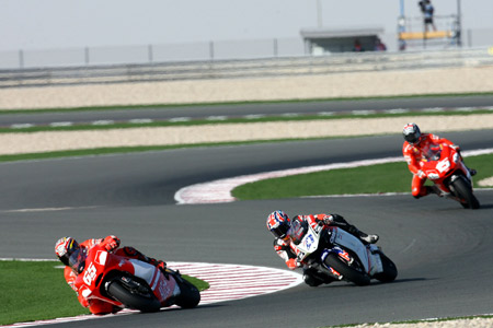 Le Grand Prix du Qatar Moto 2006 : le tour par tour sur Moto-Net