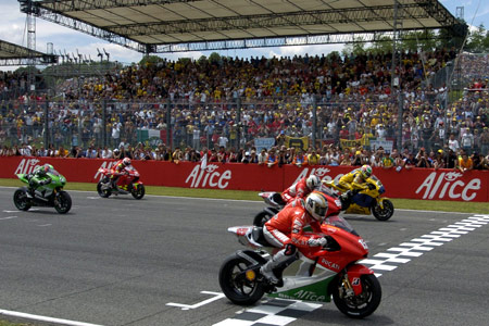 Grand Prix d'Italie Moto 2006 : le tour par tour sur Moto-Net