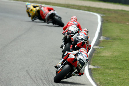 Grand Prix d'Italie Moto 2006 : le tour par tour sur Moto-Net