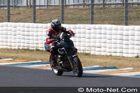 Entraînement sur les circuits d'Albi et de Magny Cours