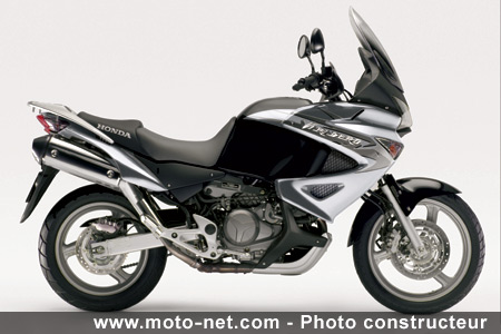 Nouveautés 2007 : Honda présente sa nouvelle Hornet 600
