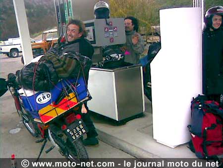 Groland contre Touchkanie : le nouveau défi de Serge Nuques...