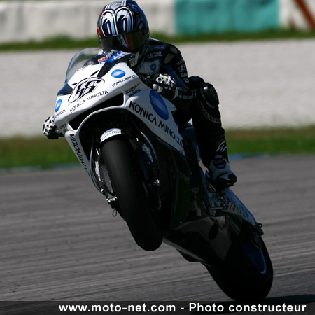 Essais MotoGP Sepang II : Les Suzuki harcèlent le Doctor
