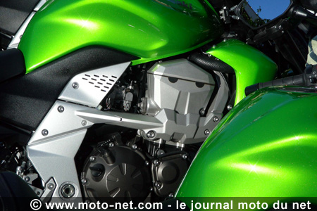Test nouvelle Kawasaki Z750 2007 : chronique d'un succès annoncé