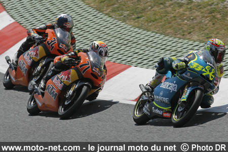 Grand Prix Moto de Catalogne 2007 : le tour par tour sur Moto-Net.Com