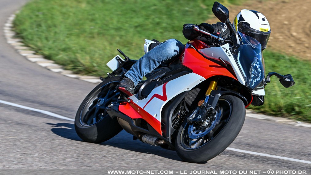 Essai Mash K750 : le côté sportif de la force Jedi !

Hors budget les Daytona 660, GSX-8R et autres R7 ? Poussez la porte d'une concession Mash : la marque SIMA et son partenaire chinois Jedi Motor lancent une sportive sexy et efficace de 75 ch à moins de 7000 euros ! Essai de la nouvelle K750, accessible A2.

