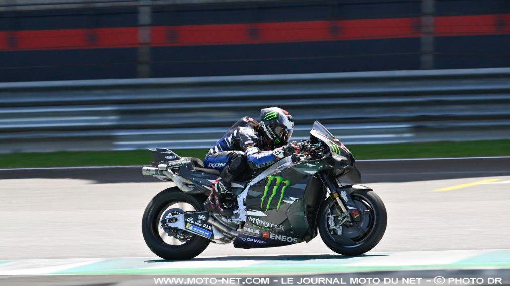 Yamaha arrêté par une panne mécanique aux essais à Sepang

La deuxième journée des essais officiels MotoGP à Sepang (Malaisie), écourtée par la pluie, voit Honda se mettre en avant grâce à Joan Mir. C'est tout l'inverse pour son rival Yamaha, contraint au repos forcé suite à une avarie mécanique sur le nouveau V4 !
