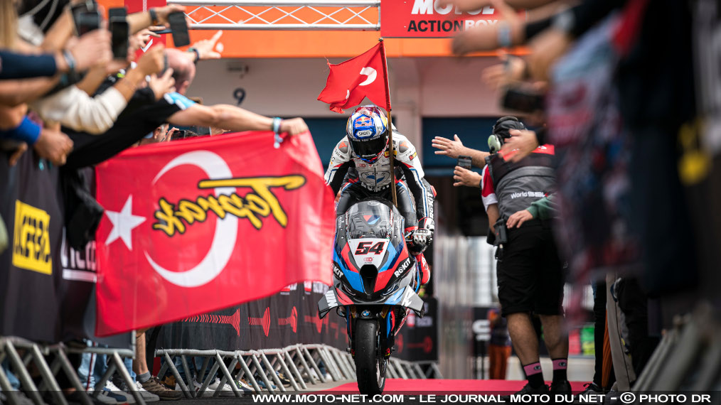 Toprak Razgatlioglu décroche le premier titre BMW