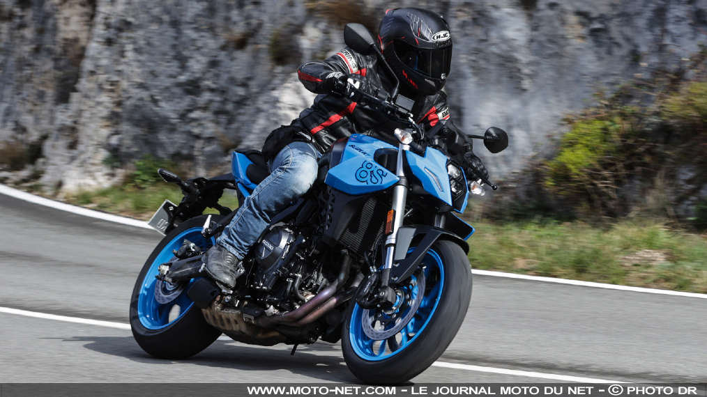 Essai Suzuki GSX-8S 2023 : un grand 8 sans vertige