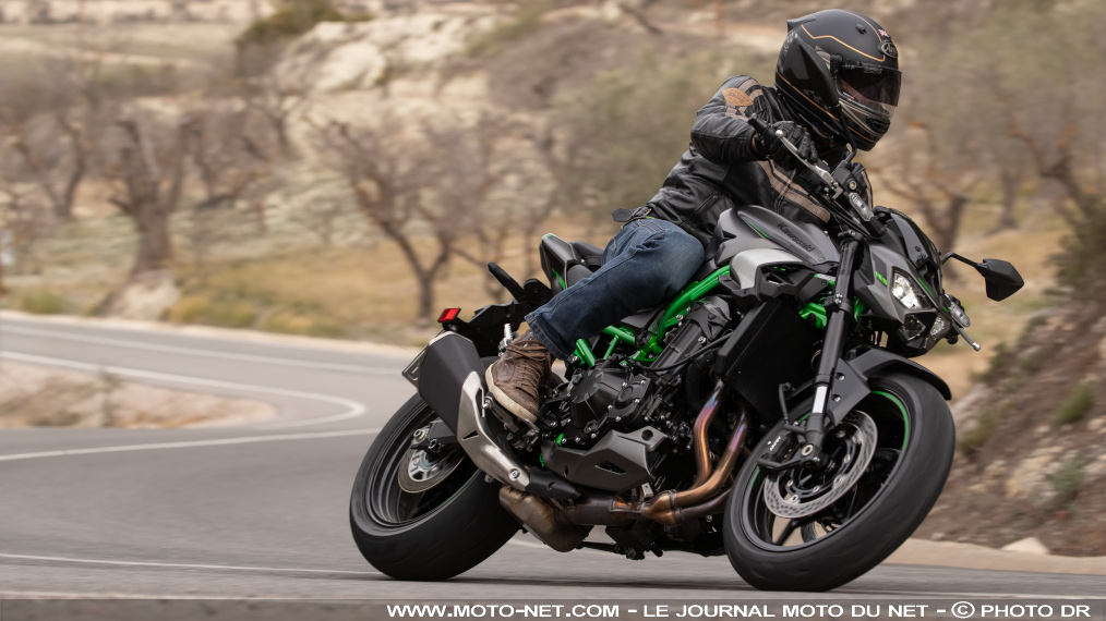 Essai Z900 2025 : Kawasaki met à jour son best-zeller !