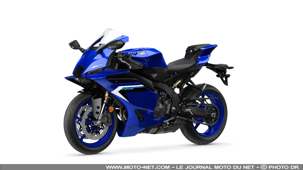 Fiche technique moto Yamaha R9 2025