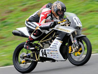 La Roadson BT550 Superleggera s'impose en Protwin !