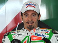 Max Biaggi se confie sur son aventure Aprilia