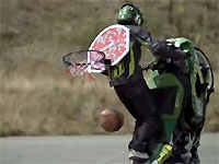 Vidéo moto : du stunt et de l'adresse