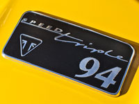 Séries spéciales motos : Triumph fête le 21ème anniversaire de la Speed Triple