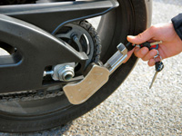 Une nouvelle forme d'antivol moto avec le To-Clamp