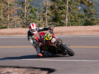 Langlois grimpe sur le podium de Pikes Peak 2012 ! Langlois grimpe sur le podium de Pikes Peak 2012 !