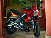 Kawasaki communique (enfin) le prix de l'ER-6n 2009