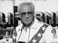 Le dernier saut d'Evel Knievel... Le dernier saut d'Evel Knievel...