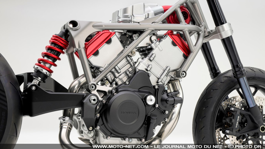 Honda dévoile un moteur V3 compressé au salon moto de Milan !