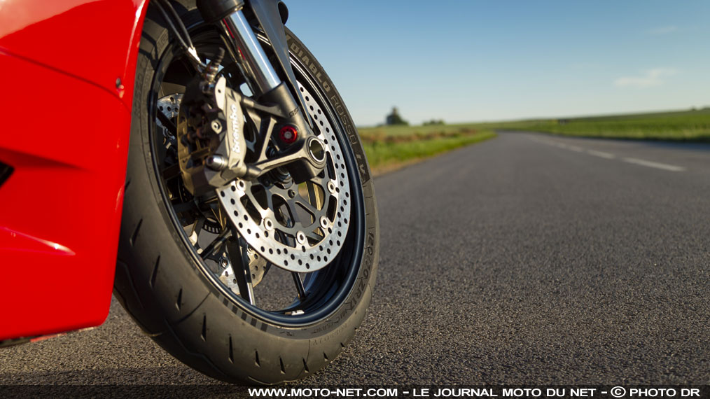 Essai du pneu moto Pirelli Diablo Rosso 4 (IV)