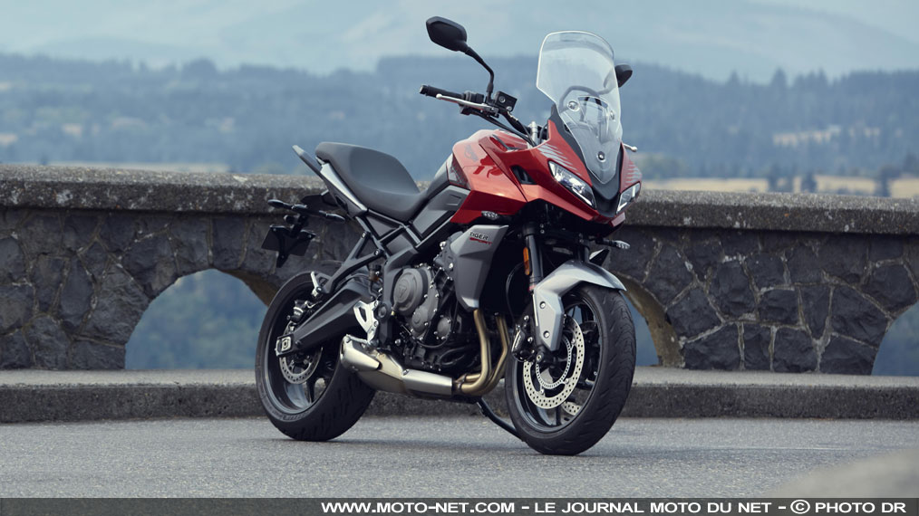 Présentation de la nouvelle moto Triumph Tiger 660 Sport
