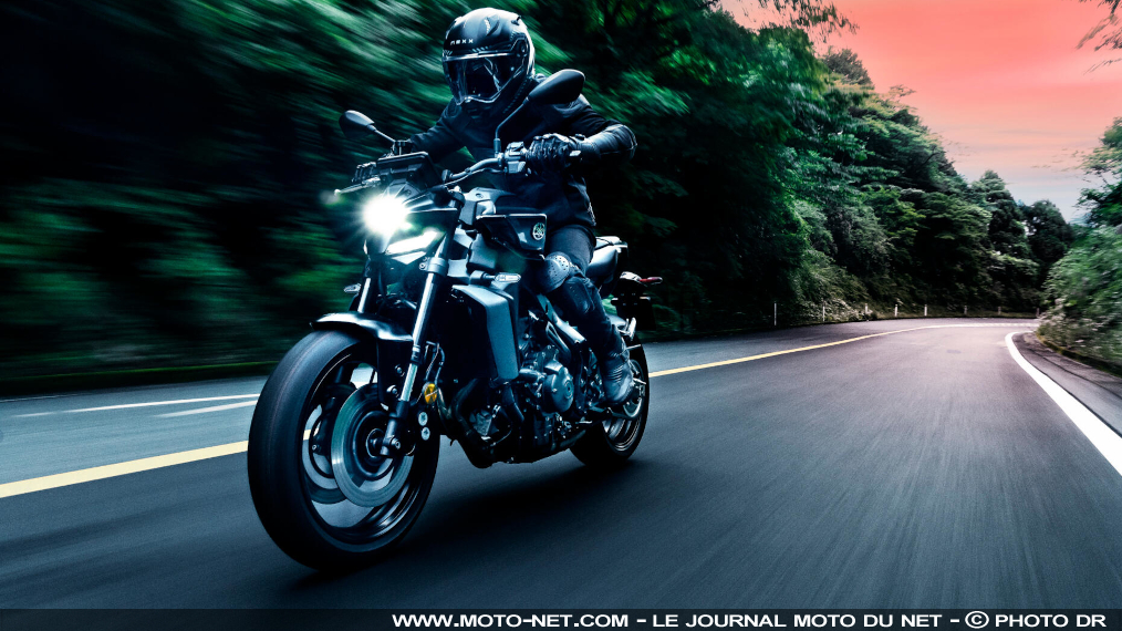 La MT-09 Y-AMT étrenne la boîte robotisée Yamaha 